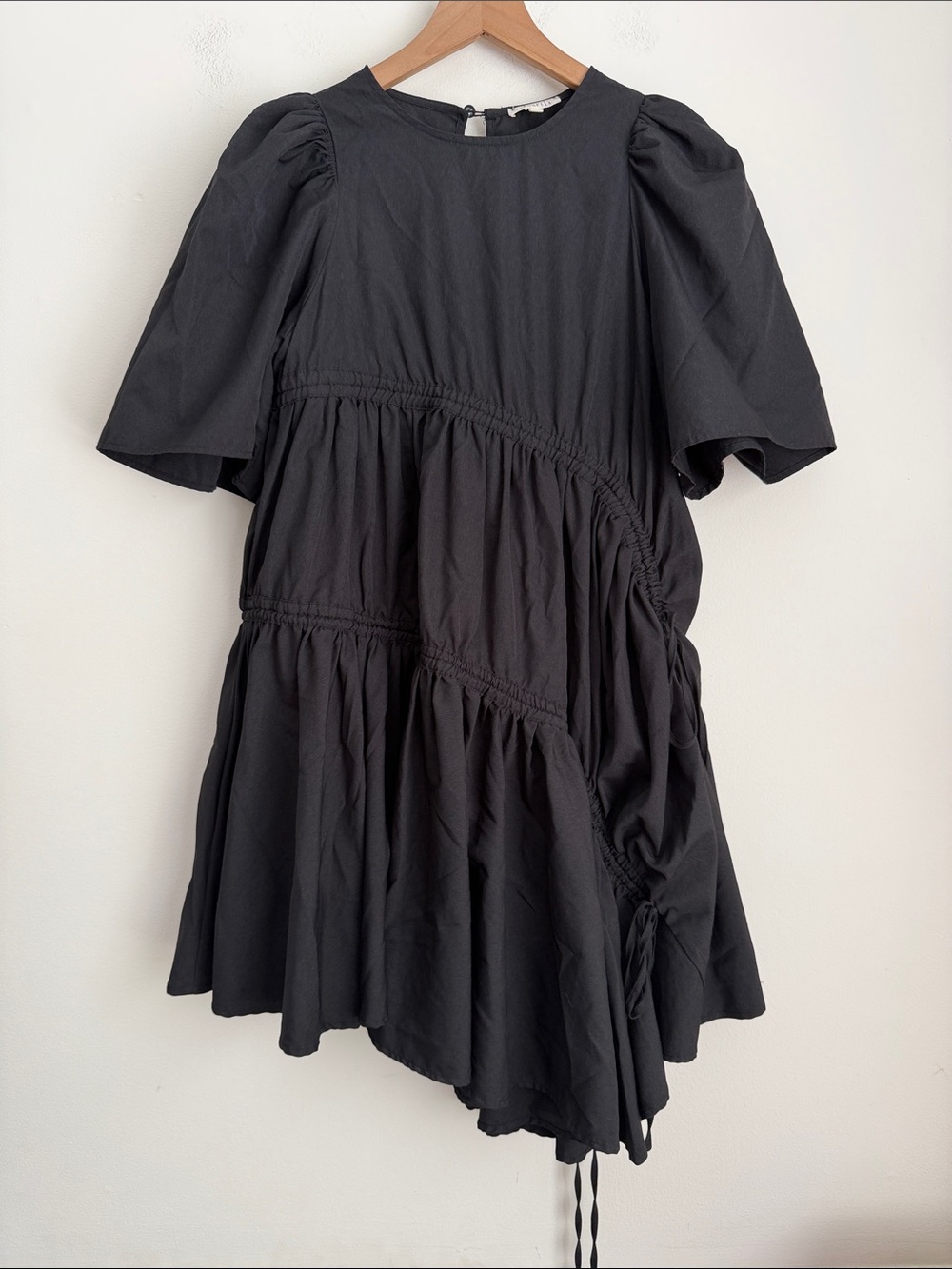 Ghospell Black Gathered Long-Sleeve Midi Dress asymmetrical